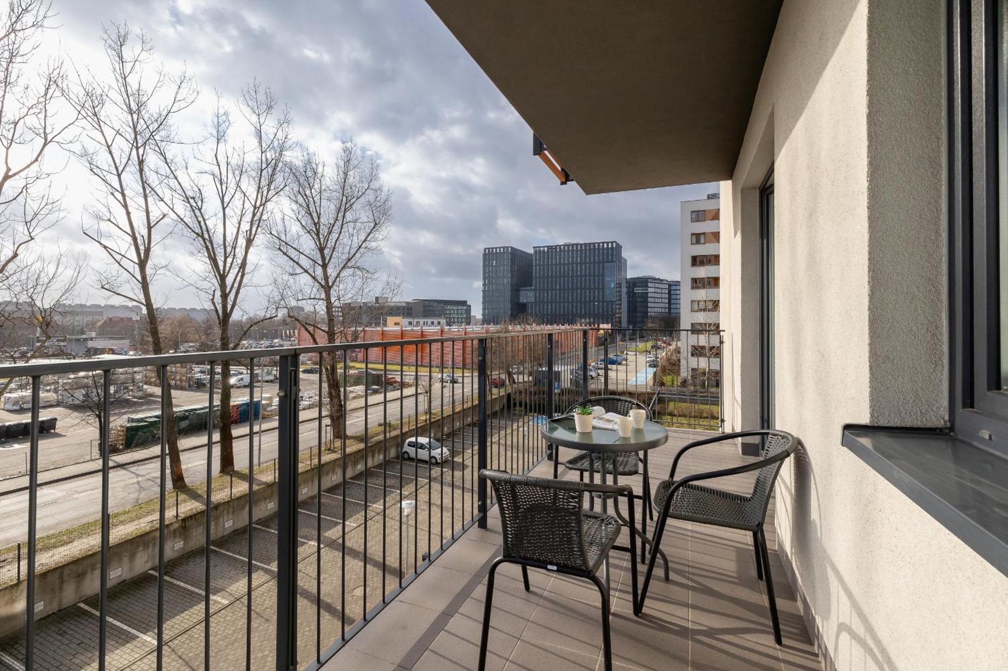 Apartament Modern With Parking In Cracow By Rent Like *